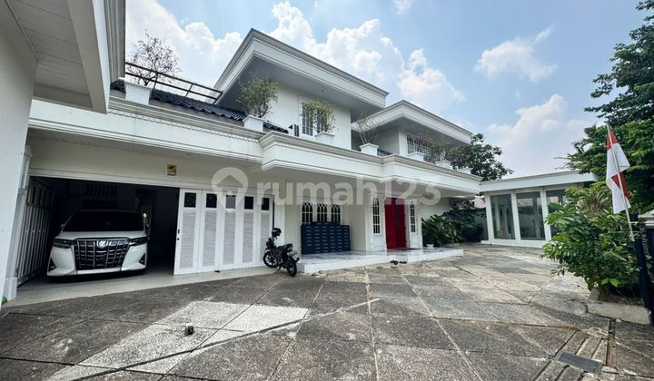 Rumah SHM Mewah 5+2Kt Ada Kolam Renang di Cilandak Jkt Rumah SHM Mewah 5+2Kt Ada Kolam Renang di Cilandak Jkt