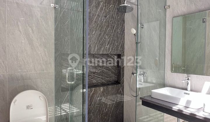 Rumah Mewah 3LT 14,5x18 Siap Huni Di De Latinos BSD Tangerang 34