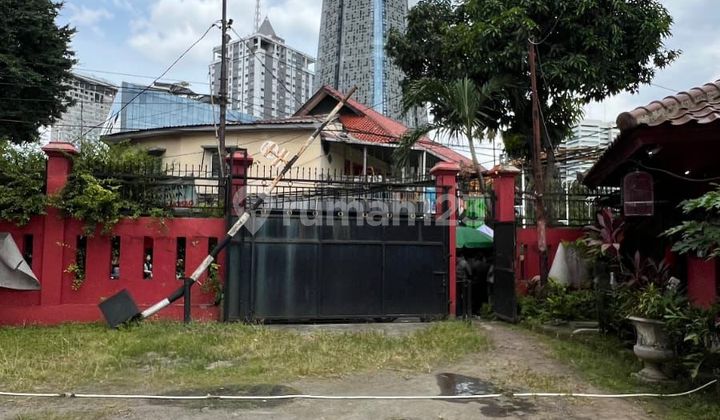 Gedung Perkantoran 3 Lantai Area Strategis di Senayan Jakarta 2