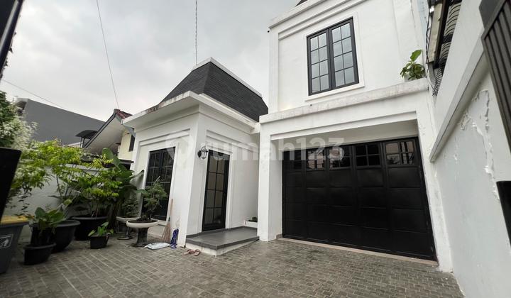 Rumah Cantik 178 Meter Ada Swimming Pool Di Cilandak Jakarta