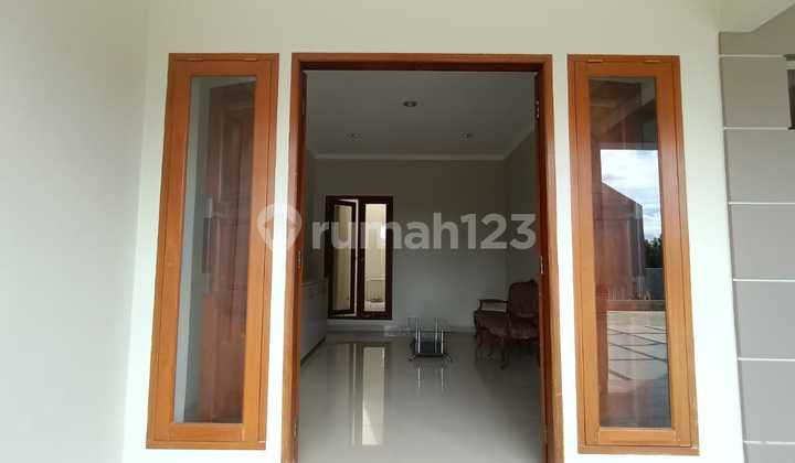 Rumah Cantik Cipayung Jakarta Timur