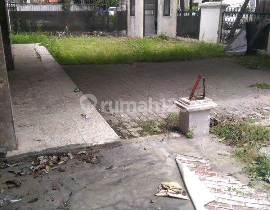 Rumah Tua Hoek Strategis Tebet Jakarta Selatan