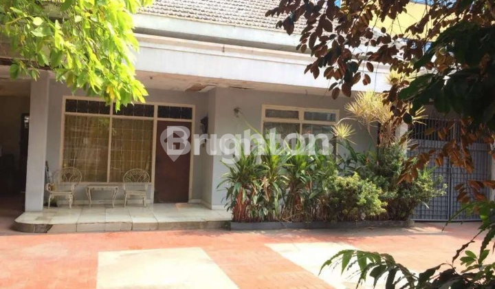 RUMAH UNTUK USAHA JAKARTA PUSAT 1