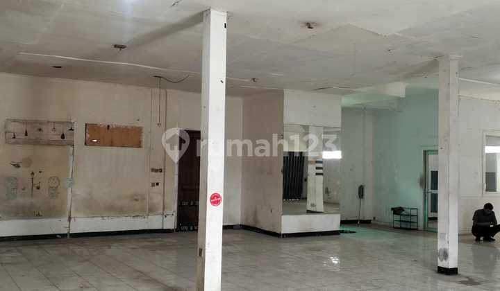For Rent: Duren Sawit East Jakarta Commercial Space