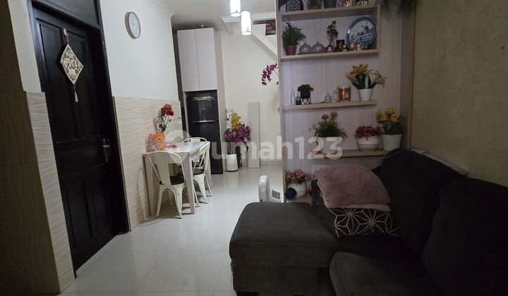 Rumah 2 Lantai Bagus Dan Nyaman Di Karang Tengah, Tangerang 2