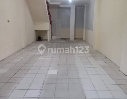 For Rent: Koja Roadside Shop House, North Jakarta 2