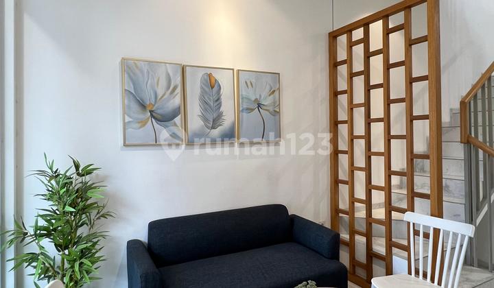 Exclusive Residence in Pancoran Mas, Depok 2