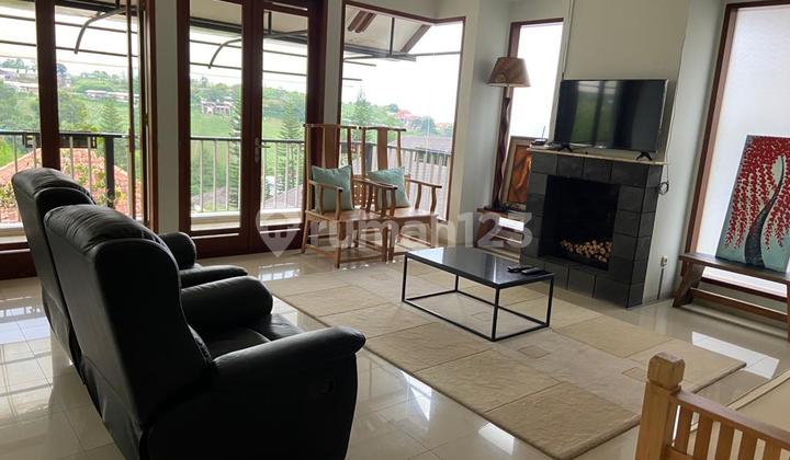 Rumah Vintage Asri Dan Sejuk di Dago Pakar 1