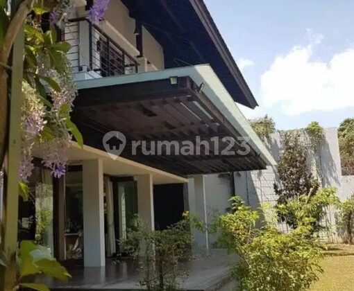 Rumah Villa Bergaya Bali di Dago Pakar Resort Bandung Rumah Villa Bergaya Bali di Dago Pakar Resort Bandung