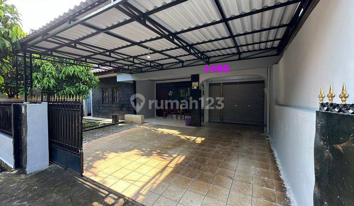 Disewakan Rumah Cantik Dan Luas Semi Furnish di Perumahan Billymoon Duren Sawit Jakarta Timur 1