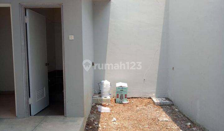 Rumah Cantik dijual murah di cluster Vasana Harapan Indah Bekasi 2