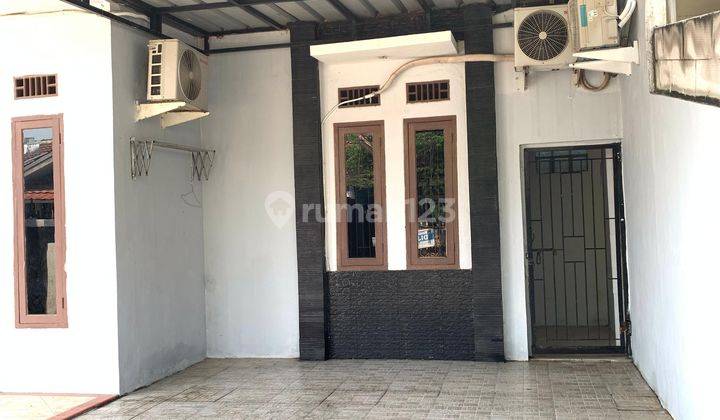 Disewakan Rumah Cantik Siap Huni di Perumahan Harapan Indah Bekasi 2