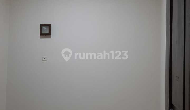 Nice 2-Story House in Italy Cluster, Banjar Wijaya, Tangerang 2