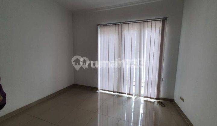 Rumah 2lt Semi Furnished di Modernland Golf Residence, Tangerang 2