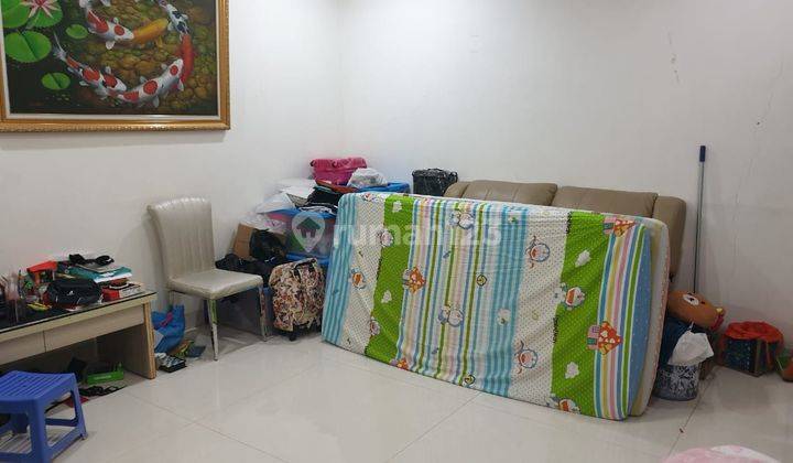 murah sekali Rumah 2,5 Lantai Bagus di Cluster Vienna, Tangerang 2