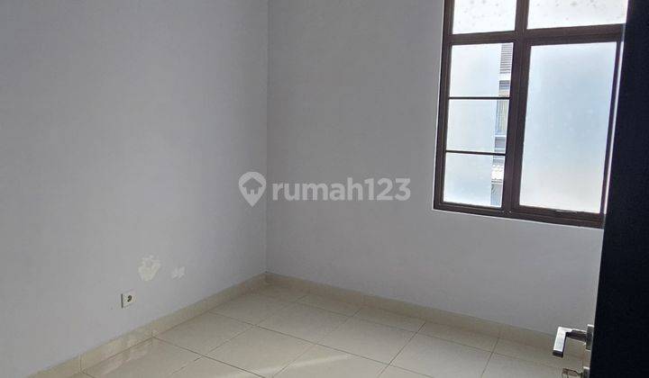 for sale Rumah 2 Lantai siap huni di Nusaloka Bsd, Tangerang 2