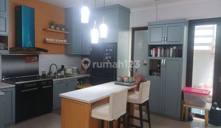 dijual Rumah 2.5 Lantai Semi Furnished di Nusaloka Bsd, Tangerang 1