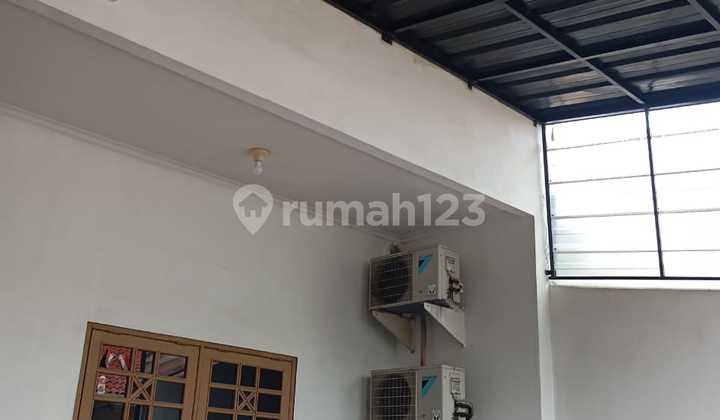 Dijual: Rumah Dua Lantai di Palem Semi, Tangerang 2