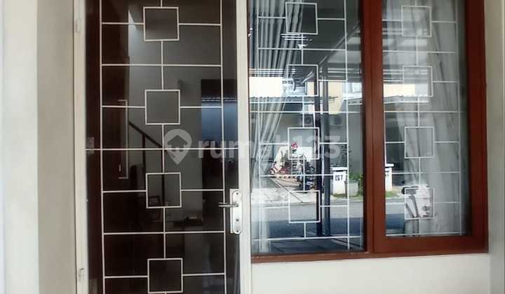DIJUAL RUMAH 2 Lantai  PREMIER PARK 2 modernland