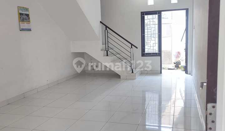 For Sale House At Palem Semi Karawaci, Madrid Cluster 2