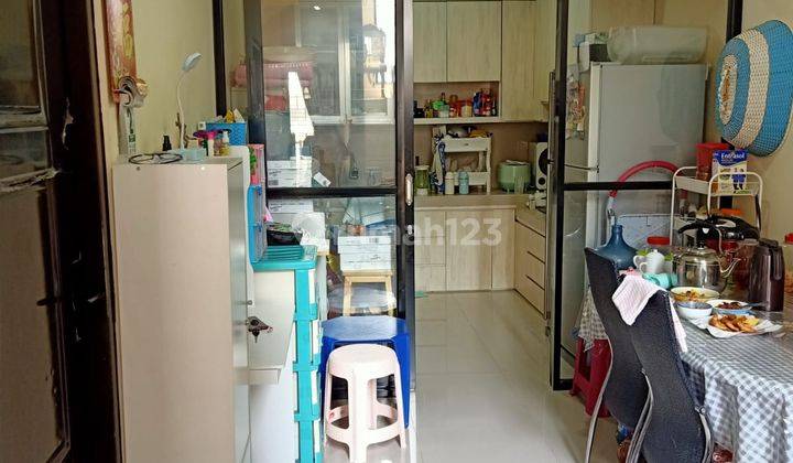 Dijual Rumah Semi Furnishh di Villa Melati Mas, Tangerang Selatan 2