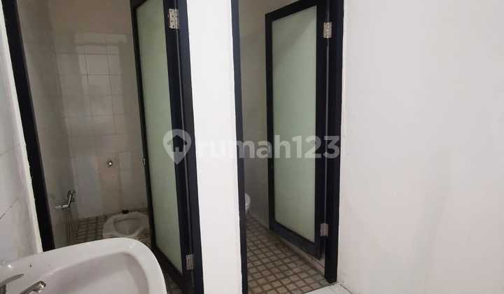 For Sale/For Rent 3-Storey Shop House in Modernland 2