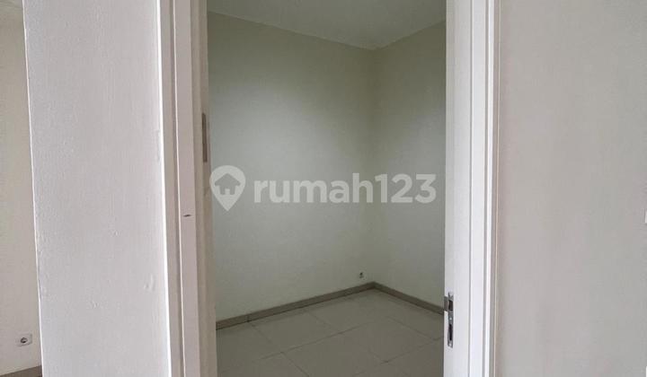 Di Jual Cepat Rumah Semi Furnisned di Cluster Ayodhya belum pernah di huni & full Renovasi 2