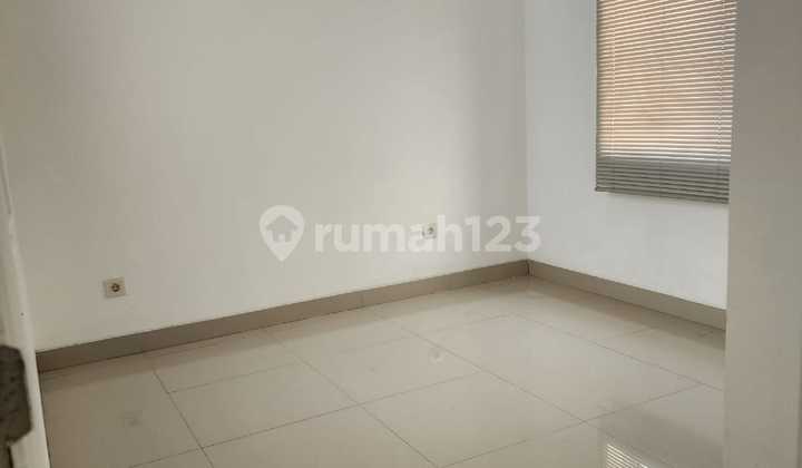 Disewakan Rumah Alicante Paramount Gading Serpong Tangerang. 2