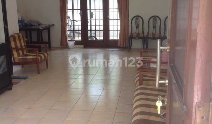 Wtl Neat House Ready to Occupy in Taman Osaka Lippo Karawaci 2