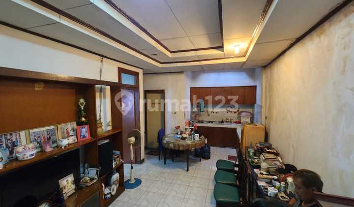 For Sale Cipondoh Makmur House on Main Street Price 800M Negotiable 2