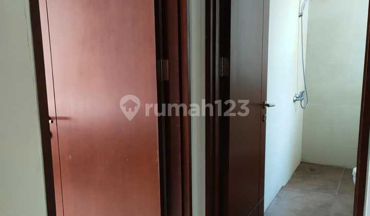 For Sale Premier Park Modernland House 2