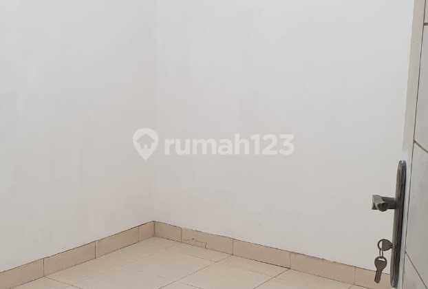 For Sale House in Sector 6 Gading Serpong 2