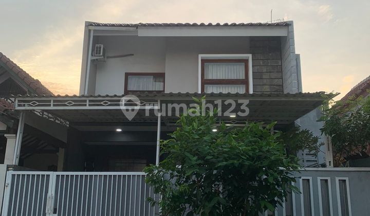 Dijual Rumah 2 Lantai Hadap Timur Banjar Wijaya