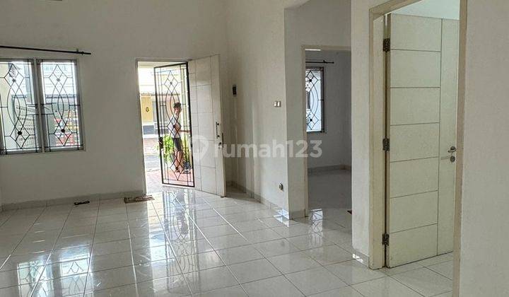 Rumah Bagus Disewakan Siap Huni Harga Nego di Kota Wisata  2