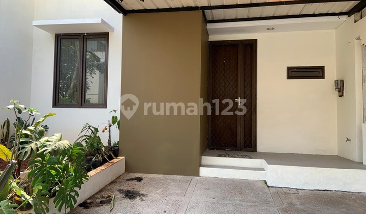 Rumah 1 Lantai Dijual Cepat Dikota Wisata Harga Nego 2