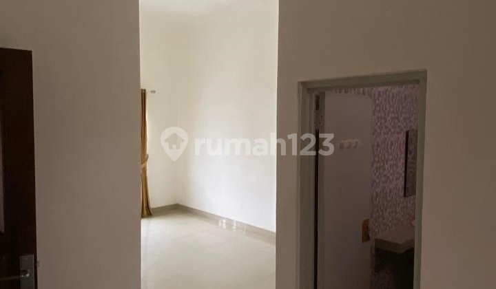 House for sale in Citra Grand Cibubur, newly renovated condition. 2