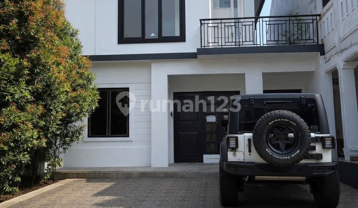 Rumah Bagus Minimalis di Kota Wisata 2 Lantai Siap Huni