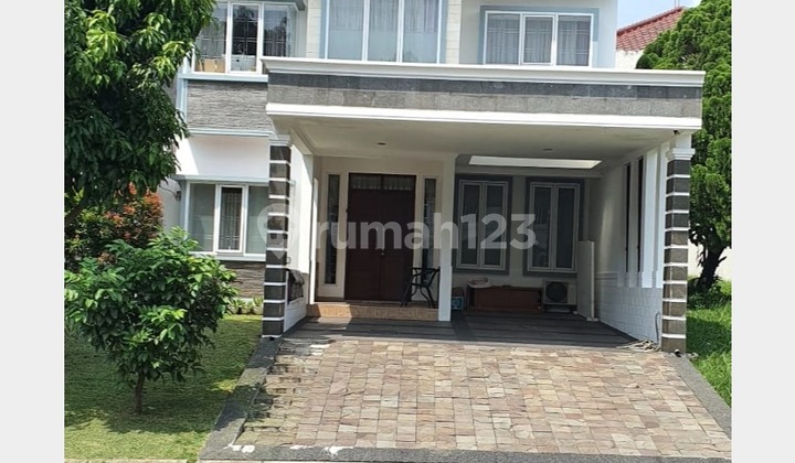 Rumah Kota Wisata 2 Lantai Bagus Minimalis Murah LT 200 LB 400