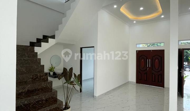 Rumah Mewah di Boulevard Limus Pratama.regency Jual Cepat 2