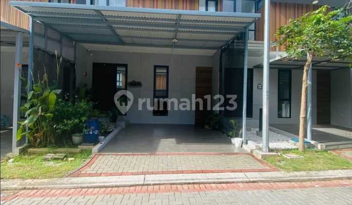 Rumah Bagus di Cluster Baru Kota Wisata Harga Nego Siap Huni