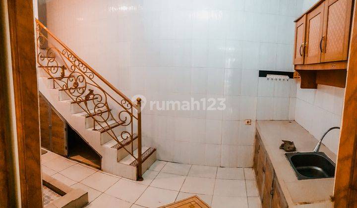 Rumah Dijual di Cibubur Country Harga Nego Lokasi Strategis  2