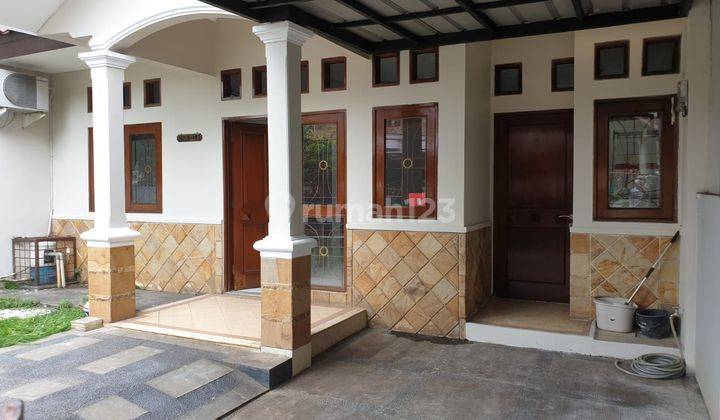 Rumah di Raffles Hills Dijual Cepat Harga Bisa Nego  1