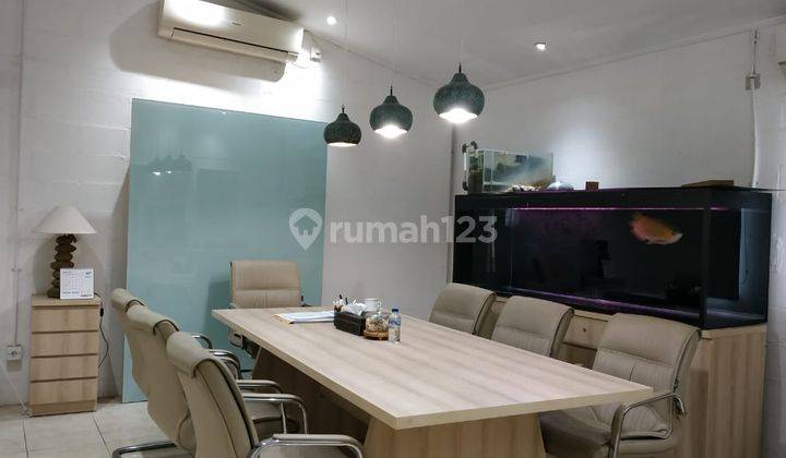 Di Jual Rumah Kantor Luas di Buaran, Serpong 7