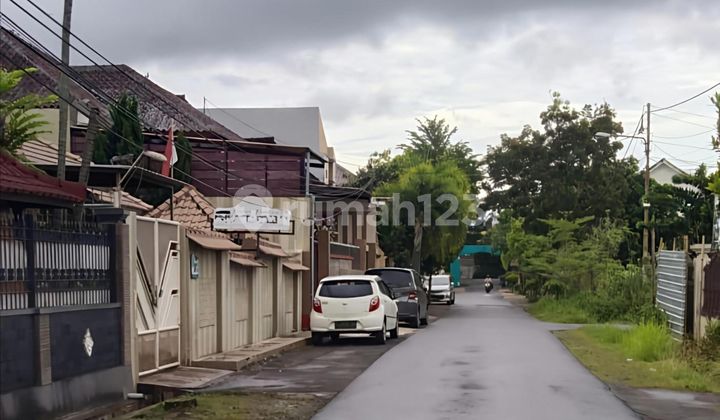 Dijual Rumah Furnished Jalan Utama Mataram Nusa Tenggara Barat