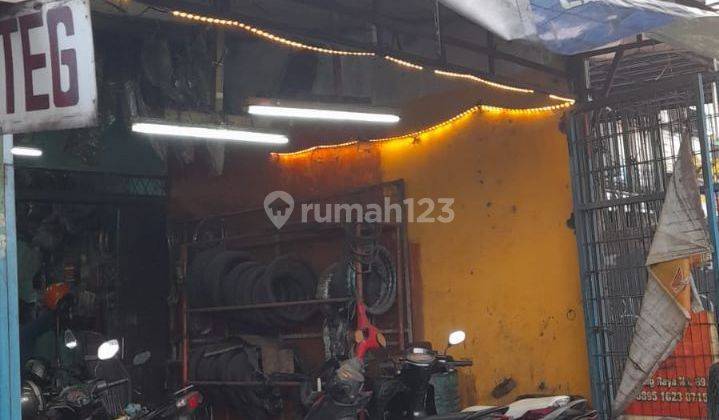 Ruko di Jl. Kebayoran Lama Jakarta Selatan. 84 m SHM 2