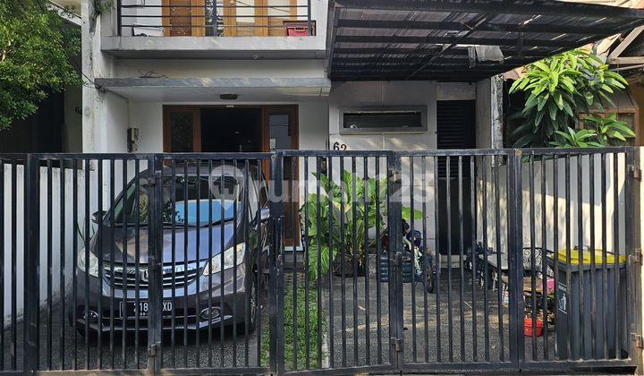 Rumah di Jl. Pondok Indah Jakarta,Selatan. 2 Lantai SHM Bagus Selatan