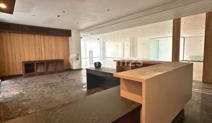 For Sale Perkantoran di Kebon Sirih 786.0 m² Unfurnished HGB