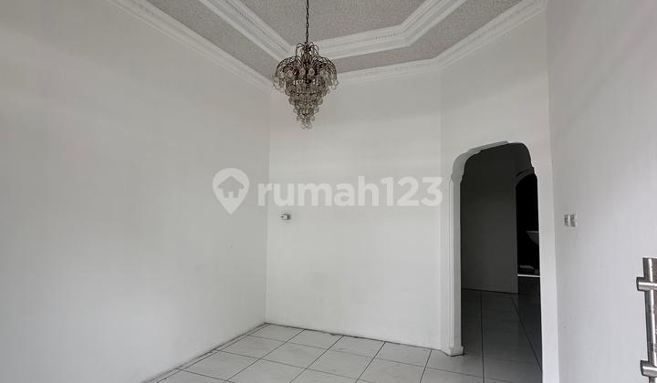 Nice House Ready to Occupy in Rawamangun, East Jakarta 2