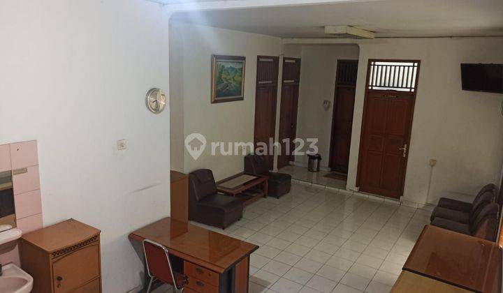 Rumah di komplek perumahan Keuangan Rawamangun  2