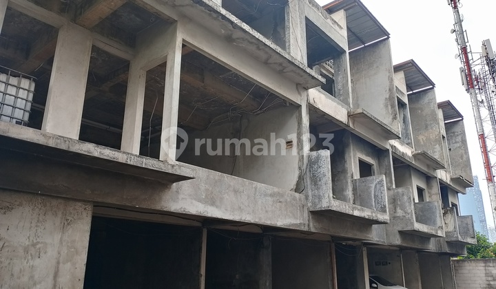 Townhouse 8 Unit Di Menteng Atas Jakarta Selatan